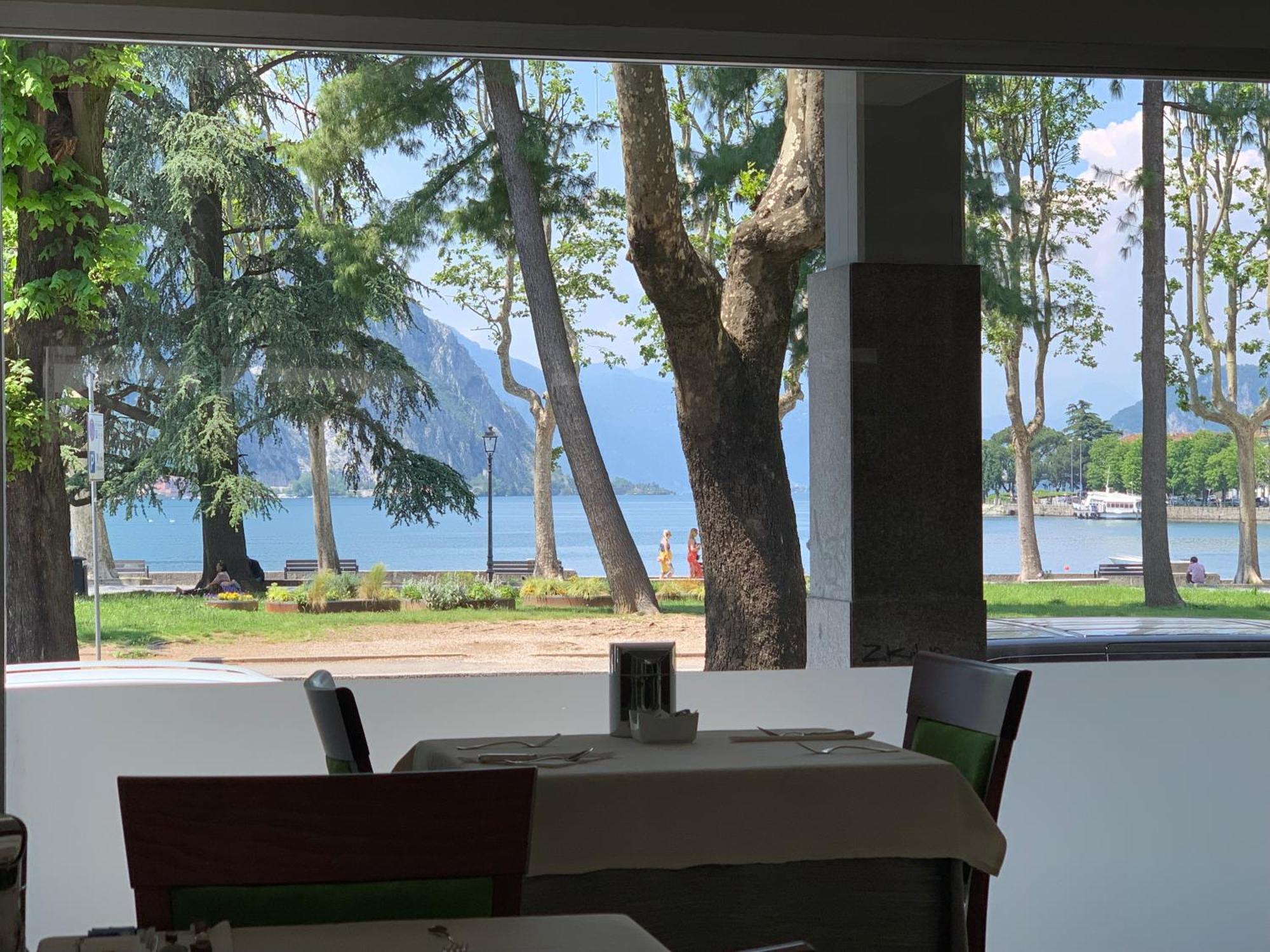 Hotel Alberi Lecco Bagian luar foto